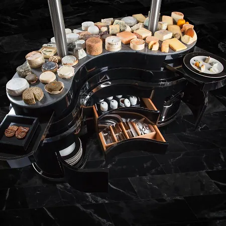 Bei Schumann 호텔 5*